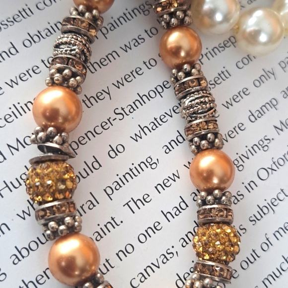 Setbof 4 strechy bracelets inwarm gold rich tones - Picture 3 of 3